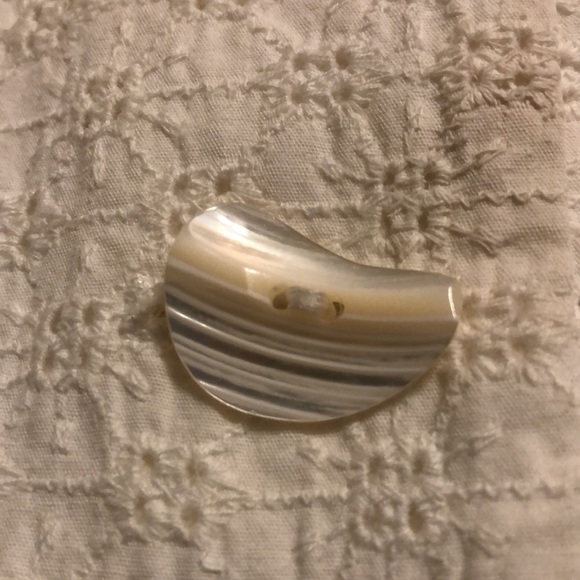 Susan graver white eyelet jacket, fully lined. Size L, 100% cotton ruffle trim - Picture 4 of 6